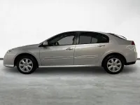 Usado Renault Laguna III Expression 140 CV (102 kW) 2009 Gris / plata Berlina