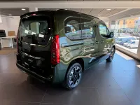 Nuevo Fiat Doblò 100 CV (73 kW) 2025 Verde Monovolumen