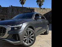 Usado Audi Q8 S-line plus 286 CV (210 kW) 2022 Gris SUV