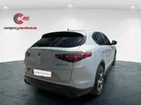 Usado Alfa Romeo Stelvio Sprint 190 CV (139 kW) 2022 Beige SUV