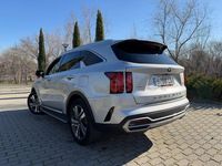 Usado Kia Sorento 265 CV (194 kW) 2021 Gris / plata SUV