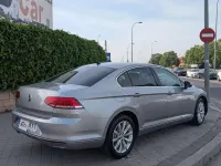 Usado VW Passat Advance 150 CV (110 kW) 2019 Gris Berlina