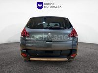 Usado Peugeot 3008 Allure 130 CV (95 kW) 2015 Gris / plata Familiar