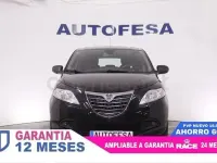 Usado Lancia Ypsilon Silver 69 CV (50 kW) 2016 Negro Utilitario