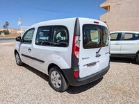Usado Renault Kangoo 95 CV (69 kW) 2021 Blanco Familiar