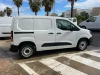 Usado Peugeot Partner S 100 CV (73 kW) 2023 Blanco Monovolumen