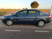Usado Renault Mégane II Dynamique 120 CV (88 kW) 2006 Gris / plata Berlina