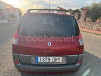 Usado Renault Grand Scénic II Privilege 135 CV (99 kW) 2006 Granate Monovolumen
