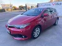 Usado Toyota Auris Active 116 CV (85 kW) 2016 Granate Berlina