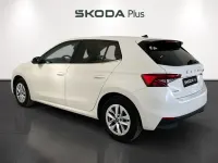 Usado Skoda Fabia Selection 95 CV (69 kW) 2025 Blanco Utilitario