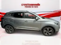 Usado MG ZS Comfort 111 CV (81 kW) 2022 Gris / plata SUV