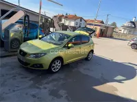 Usado Seat Ibiza Reference 90 CV (66 kW) 2010 Verde Berlina
