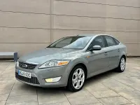 Usado Ford Mondeo Titanium 140 CV (102 kW) 2008 Gris / plata Berlina