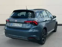 Usado Fiat Tipo Cross 130 CV (95 kW) 2022 Gris