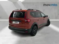 Usado Dacia Jogger Extreme 100 CV (73 kW) 2022 Naranja Monovolumen