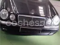Usado Mercedes E320 Avantgarde 224 CV (164 kW) 1998 Negro Familiar