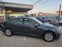 Usado VW Passat 122 CV (89 kW) 2022 Negro Familiar