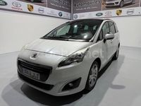 Usado Peugeot 5008 Allure 120 CV (88 kW) 2016 Blanco Monovolumen