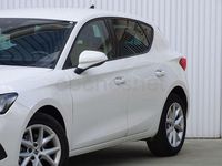 Usado Seat Leon Style 150 CV (110 kW) 2021 Blanco Berlina