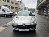 Usado Peugeot 206 75 CV (55 kW) 2001 Gris / plata Berlina