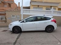 Usado Ford Focus 125 CV (91 kW) 2014 Blanco Berlina