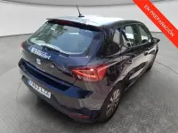 Usado Seat Ibiza Style Plus 110 CV (80 kW) 2022 Azul Utilitario