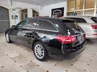 Usado Mercedes C220 170 CV (125 kW) 2016 Negro Familiar