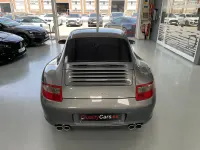 Usado Porsche 911 Carrera 325 CV (239 kW) 2005 Gris Coupe