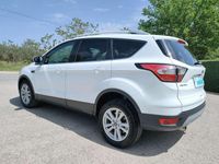 Usado Ford Kuga Trend+ 120 CV (88 kW) 2018 Blanco SUV