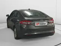 Usado Ford Mondeo Titanium 150 CV (110 kW) 2020 Gris / plata Berlina