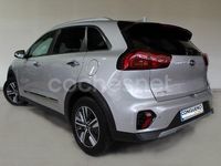 Usado Kia Niro 141 CV (103 kW) 2020 Gris / plata SUV