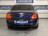 Usado Bentley Continental Flying Spur 552 CV (405 kW) 2005 Azul Berlina