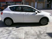 Usado Seat Ibiza Style 90 CV (66 kW) 2016 Blanco Utilitario