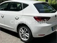 Usado Seat Leon Style 105 CV (77 kW) 2013 Blanco Berlina