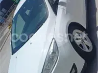 Usado Ford Focus Trend 125 CV (91 kW) 2015 Blanco Berlina