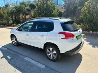 Usado Peugeot 2008 Style 100 CV (73 kW) 2016 Blanco SUV