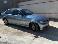 Usado BMW 318 143 CV (105 kW) 2010 Gris / plata Berlina