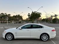 Usado Jaguar XF Luxury 240 CV (176 kW) 2010 Blanco Berlina
