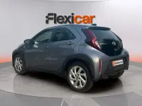 Usado Toyota Aygo X 72 CV (52 kW) 2024 Azul SUV
