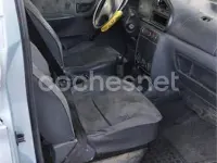 Begagnad Peugeot Partner Tepee Premium 90 HK (66 kW) 2009 Grå Minibuss
