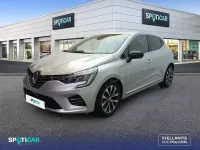 Usado Renault Clio V Techno 90 CV (66 kW) 2023 Gris / plata Berlina