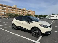 Usado Renault Captur Zen 90 HP (66 kW) 2016 Bege SUV