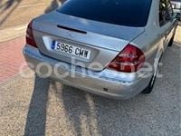 Usado Mercedes E320 Elegance 197 CV (144 kW) 2003 Gris / plata Berlina