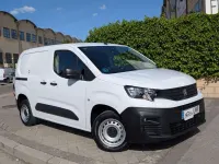 Usado Peugeot Partner Premium 102 CV (75 kW) 2022 Blanco Monovolumen