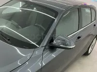 Usado BMW 118 150 CV (110 kW) 2018 Gris / plata Berlina