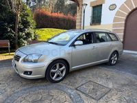 Usado Toyota Avensis Executive 150 CV (110 kW) 2007 Beige Familiar