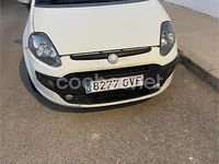Usado Fiat Punto Dynamic 90 CV (66 kW) 2010 Blanco Berlina