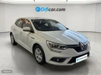 Usado Renault Mégane IV Life 95 CV (69 kW) 2019 Blanco Berlina
