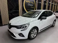 Usado Renault Clio V Business 100 CV (73 kW) 2022 Blanco Berlina