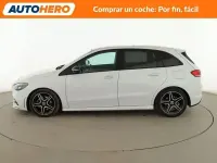 Usado Mercedes B200 AMG line 150 CV (110 kW) 2022 Blanco Utilitario